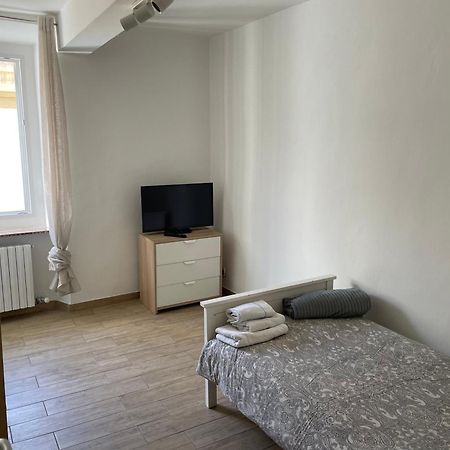 Al Battistero Apartment Parma Exterior photo